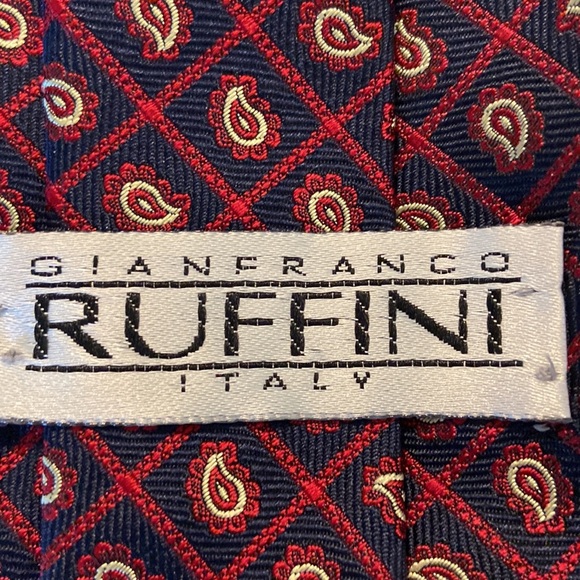 Gian Franco Ruffini Made in Italy Tie 100%silk tie in excellent condition - Picture 3 of 5